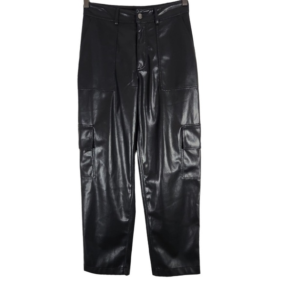 7 For All Mankind Faux Leather Cargo Straight Pants Size XS - Picture 1 of 8